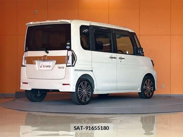 Daihatsu TANTO CUSTOM 2016-08 8369318-10