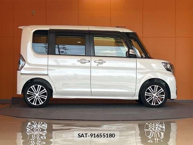 Daihatsu TANTO CUSTOM 2016-08 8369318-7