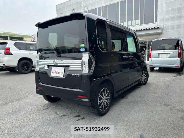 Daihatsu TANTO CUSTOM 2019-04 8372278-7