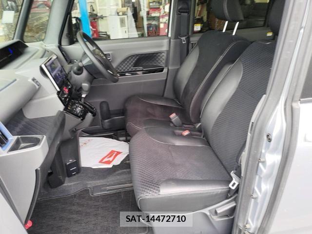 Daihatsu TANTO CUSTOM 2020-04 8372274-21
