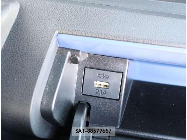 Daihatsu TANTO CUSTOM 2022-03 8415396-21