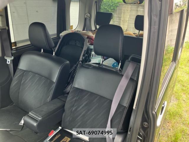 Daihatsu TANTO CUSTOM 2018-11 8415408-16