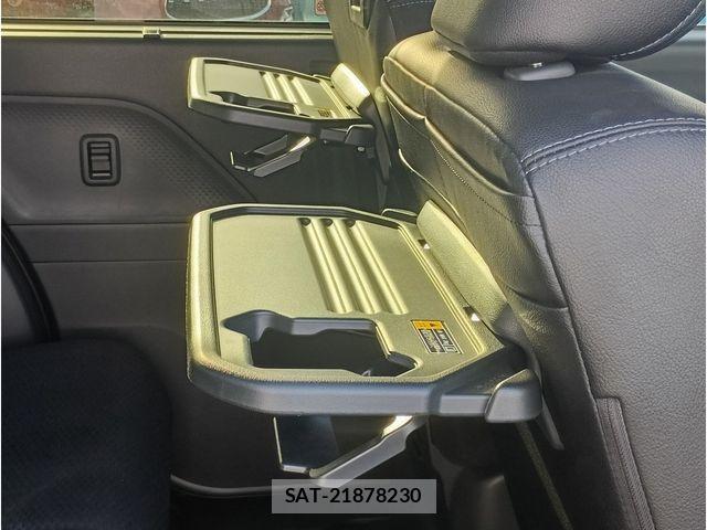 Daihatsu TANTO CUSTOM 2023-10 8415395-25