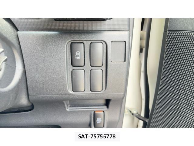 Daihatsu TANTO CUSTOM 2011-05 8438984-10