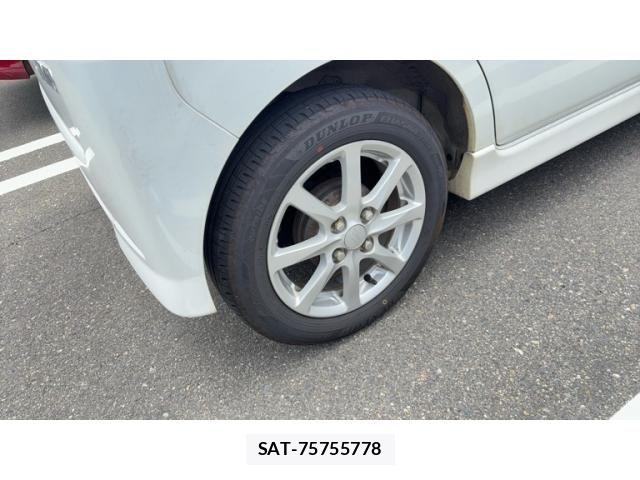 Daihatsu TANTO CUSTOM 2011-05 8438984-2