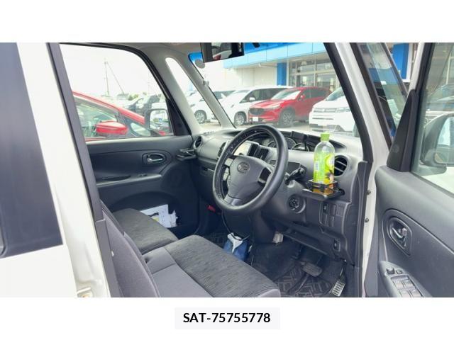 Daihatsu TANTO CUSTOM 2011-05 8438984-3