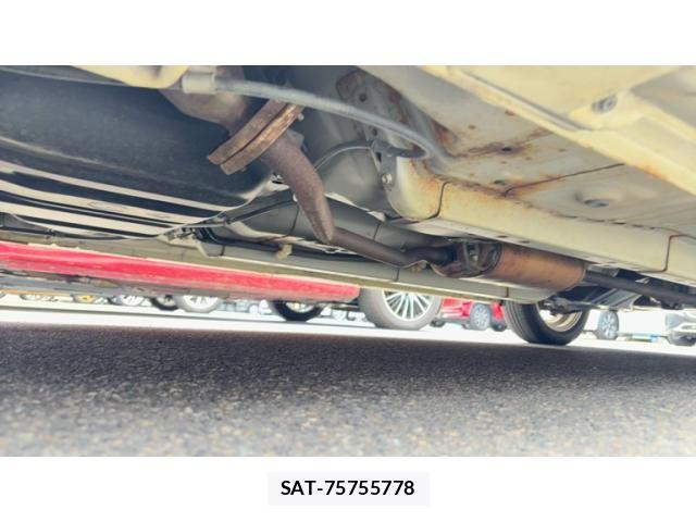 Daihatsu TANTO CUSTOM 2011-05 8438984-7