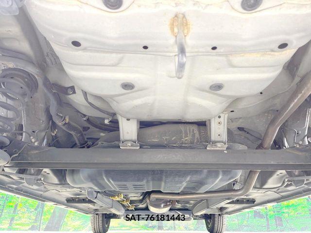 Daihatsu TANTO CUSTOM 2017-05 8458616-18