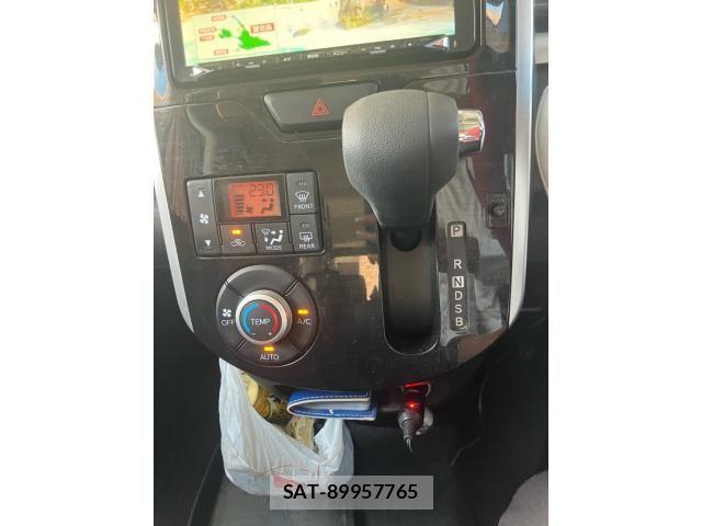 Daihatsu TANTO CUSTOM 2015-10 8458623-26