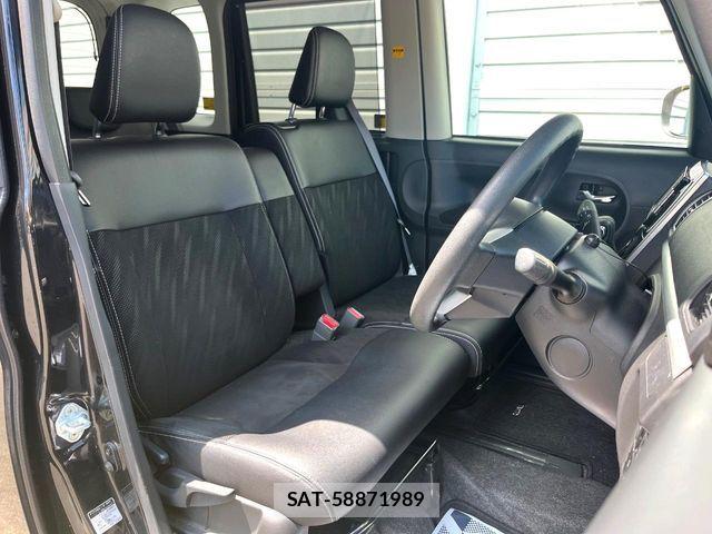 Daihatsu TANTO CUSTOM 2018-09 8458613-8