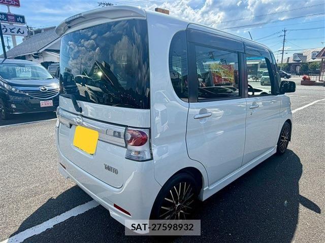 Daihatsu TANTO CUSTOM 2010-08 8486174-2