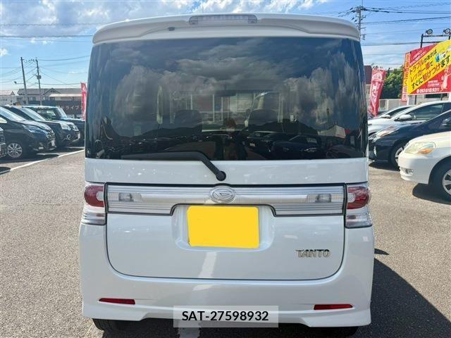 Daihatsu TANTO CUSTOM 2010-08 8486174-29