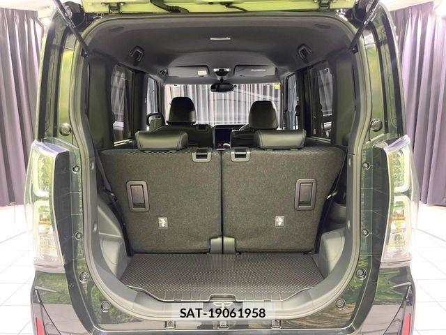Daihatsu TANTO CUSTOM 2023-09 8527717-9