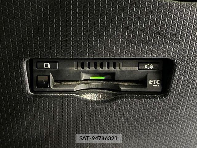 Daihatsu TANTO CUSTOM 2023-02 8527723-7