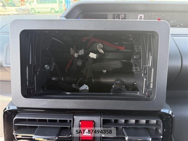 Daihatsu TANTO CUSTOM 2022-11 8527728-12
