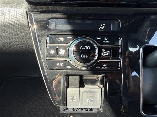 Daihatsu TANTO CUSTOM 2022-11 8527728-13