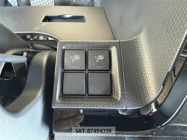 Daihatsu TANTO CUSTOM 2022-11 8527728-15