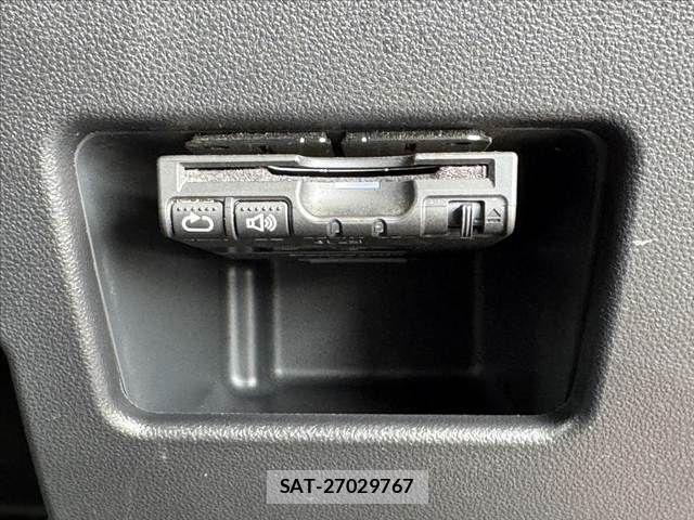 Daihatsu TANTO CUSTOM 2014-12 8563789-24