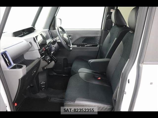 Daihatsu TANTO CUSTOM 2019-09 8563783-11