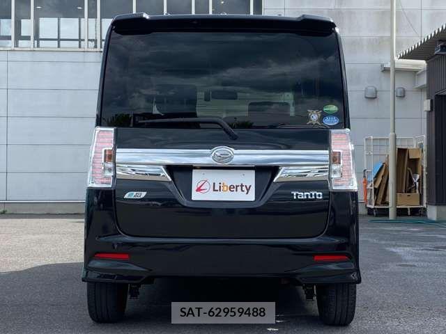 Daihatsu TANTO CUSTOM 2014-03 8629329-15