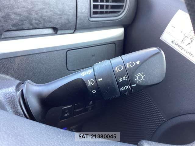 Daihatsu TANTO CUSTOM 2018-09 8629328-9