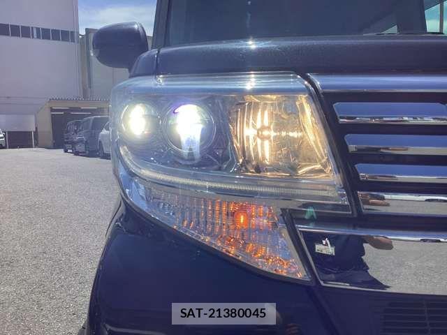 Daihatsu TANTO CUSTOM 2018-09 8629328-11