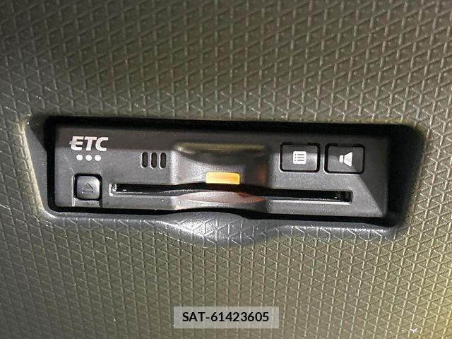 Daihatsu TANTO CUSTOM 2023-06 8629302-4