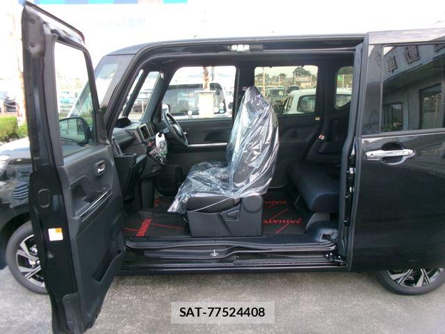 Daihatsu TANTO CUSTOM 2026-01 8629304-27
