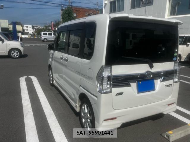 Daihatsu TANTO CUSTOM 2014-01 8629341-1