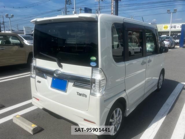 Daihatsu TANTO CUSTOM 2014-01 8629341-2