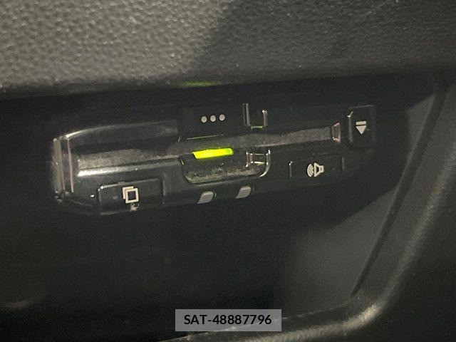 Daihatsu TANTO CUSTOM 2016-06 8667020-5