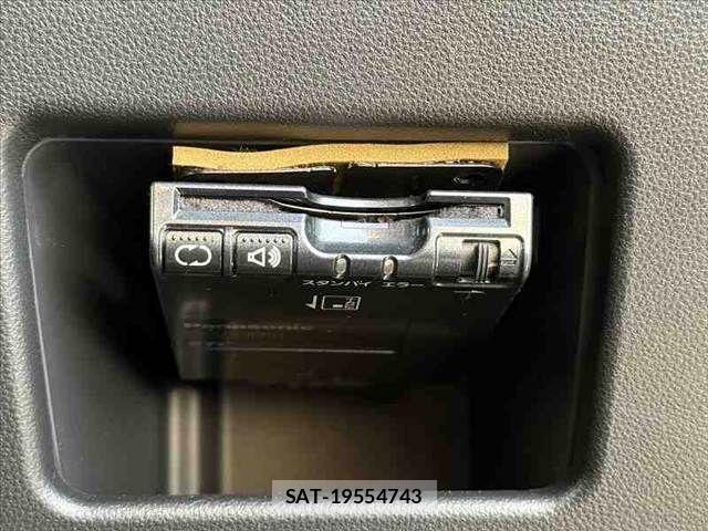 Daihatsu TANTO CUSTOM 2014-06 8661954-26
