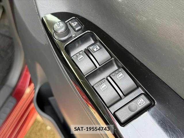 Daihatsu TANTO CUSTOM 2014-06 8661954-27