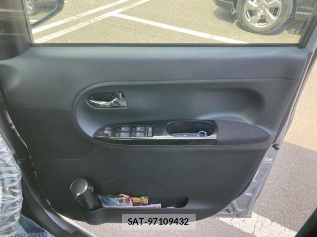 Daihatsu TANTO CUSTOM 2015-08 8661957-25