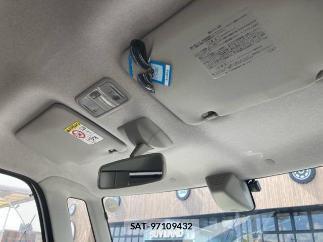 Daihatsu TANTO CUSTOM 2015-08 8661957-26