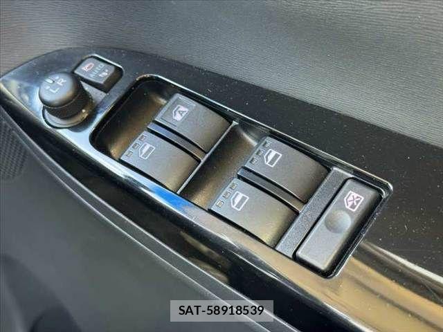 Daihatsu TANTO CUSTOM 2016-03 8667021-28