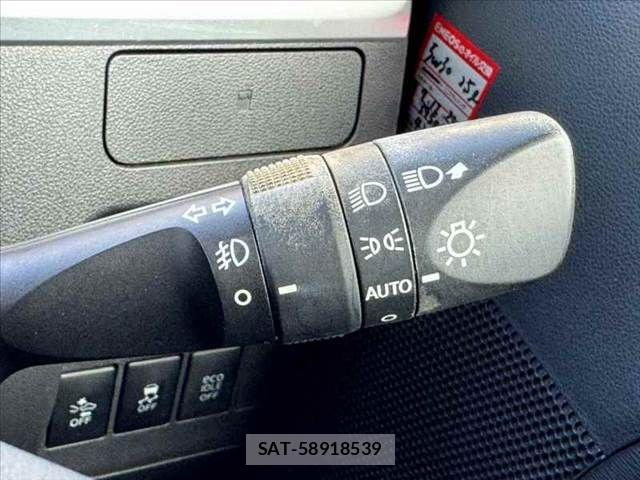 Daihatsu TANTO CUSTOM 2016-03 8667021-6