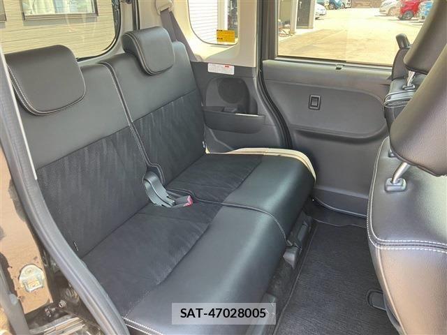 Daihatsu TANTO CUSTOM 2016-06 8661940-11