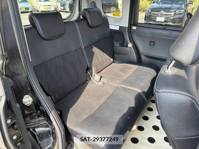 Daihatsu TANTO CUSTOM 2018-04 8661947-17