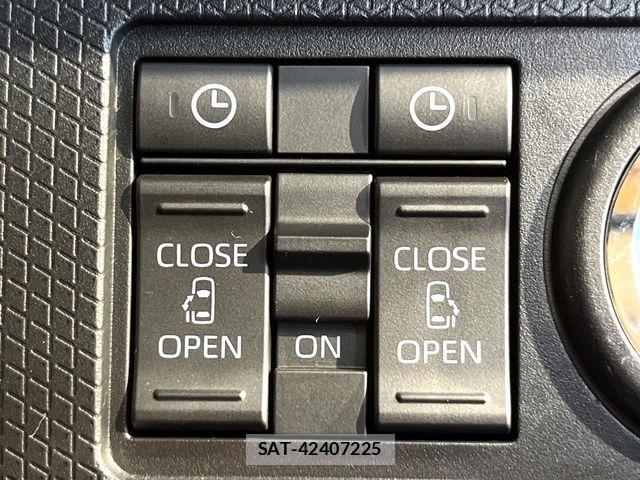 Daihatsu TANTO CUSTOM 2021-05 8686763-4