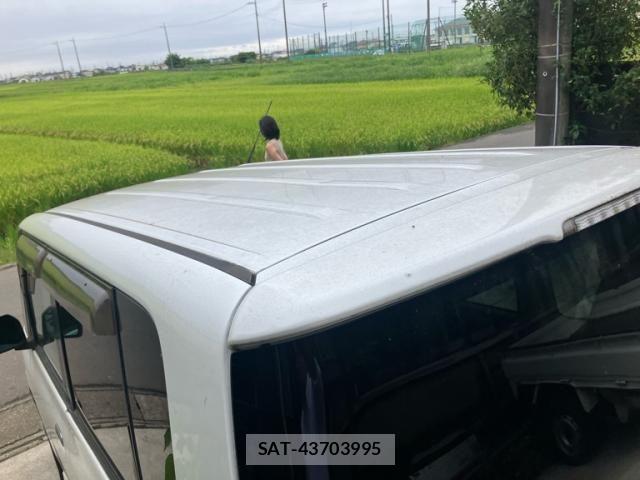 Daihatsu TANTO CUSTOM 2006-11 8686779-9