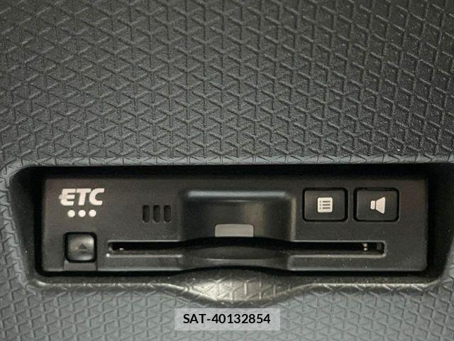 Daihatsu TANTO CUSTOM 2023-11 8686760-4