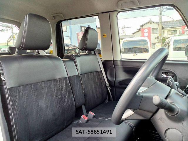 Daihatsu TANTO CUSTOM 2017-11 8686774-10