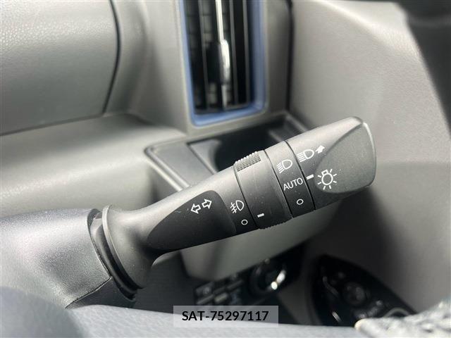 Daihatsu TANTO CUSTOM 2019-09 8746292-21