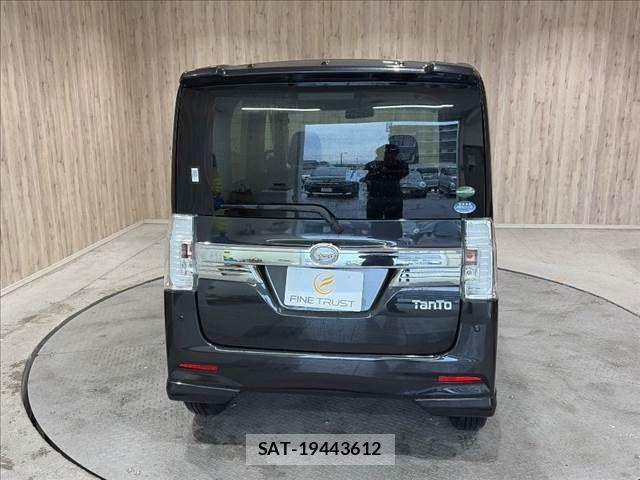 Daihatsu TANTO CUSTOM 2015-10 8746303-18