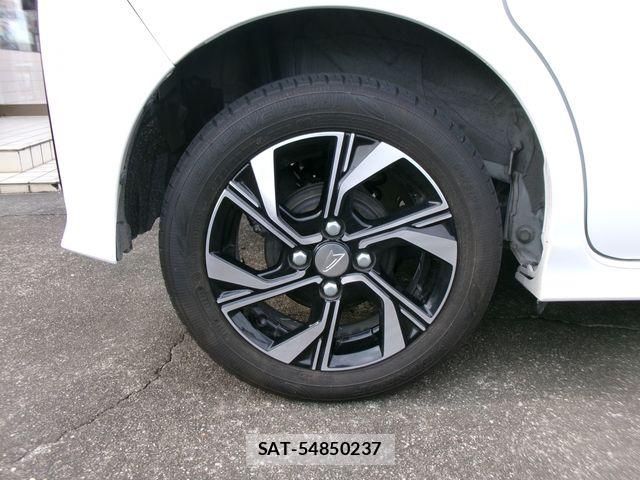 Daihatsu TANTO CUSTOM 2023-04 8746285-11