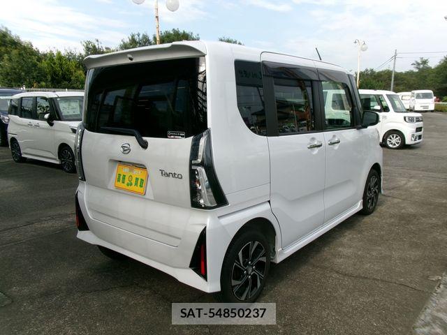 Daihatsu TANTO CUSTOM 2023-04 8746285-4