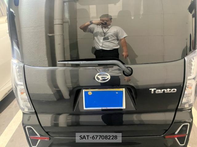 Daihatsu TANTO CUSTOM 2022-03 8782332-3