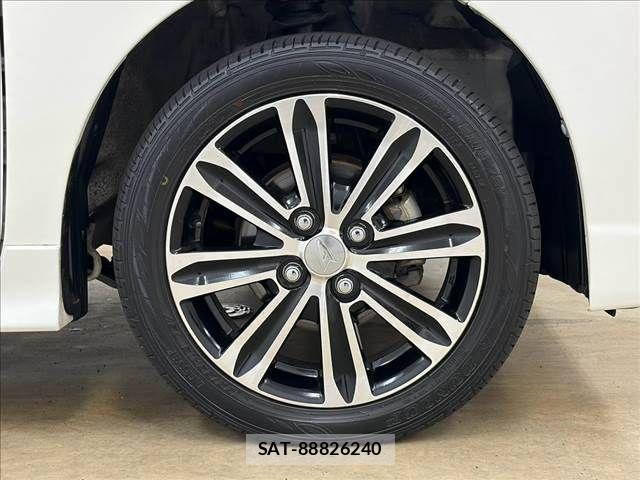 Daihatsu TANTO CUSTOM 2017-08 8782333-23