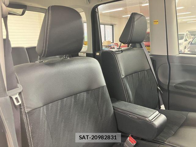 Daihatsu TANTO CUSTOM 2018-03 8797715-16
